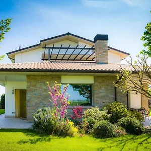 Beauty House Bed and Breakfast