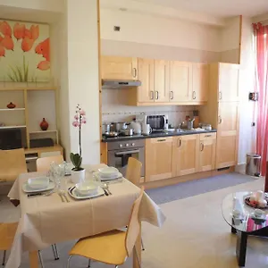 Lux Aparthotel