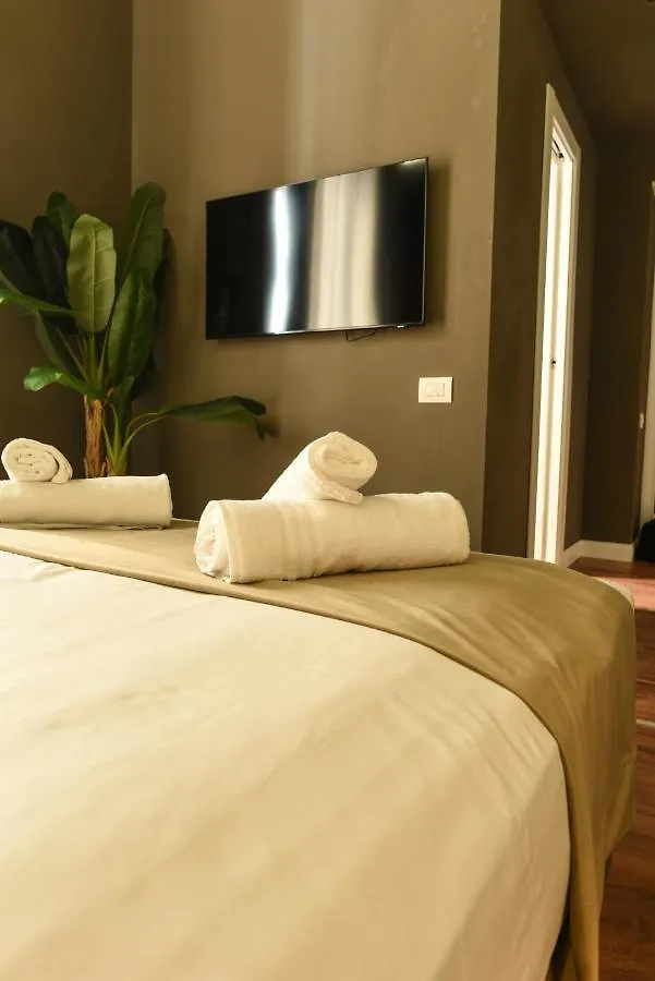 Il Corso Comfort Rooms Rome 2*,